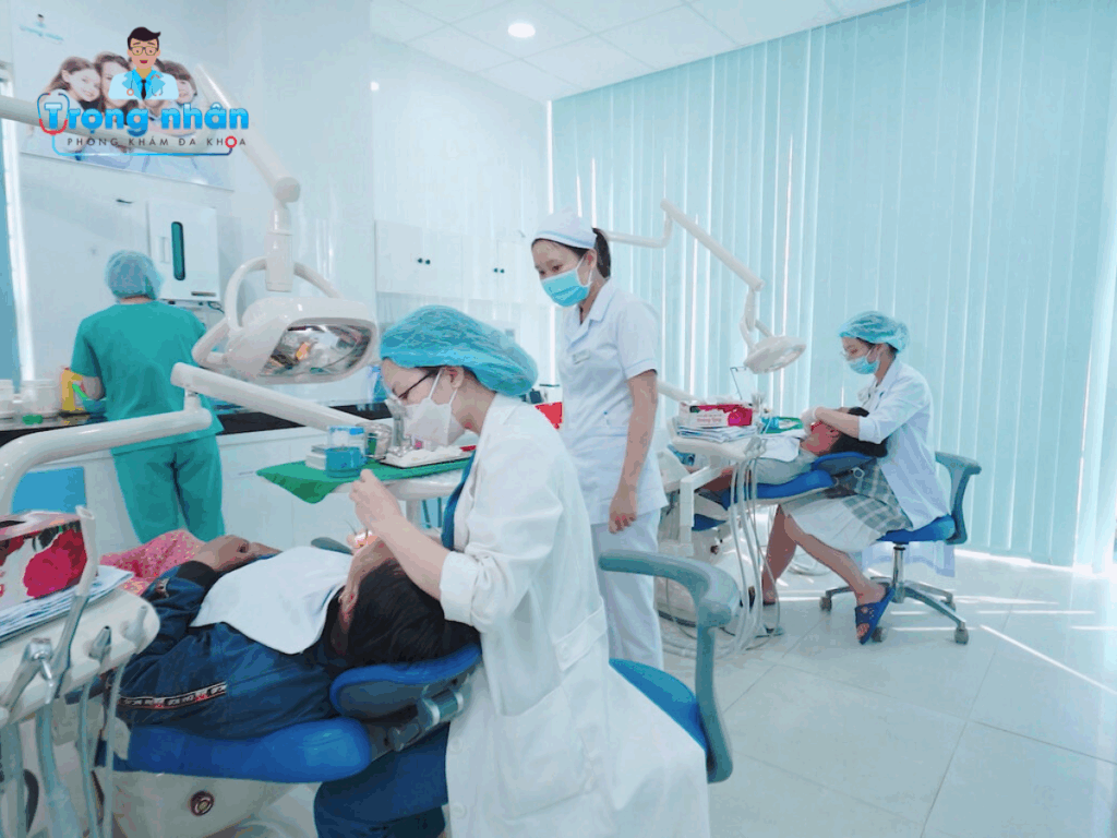 Trám răng bị mẻ có bền không