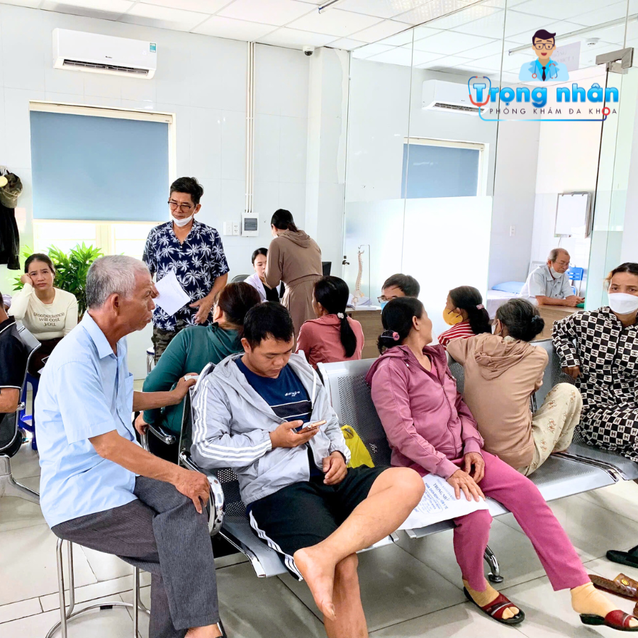 khám sức khỏe định kỳ