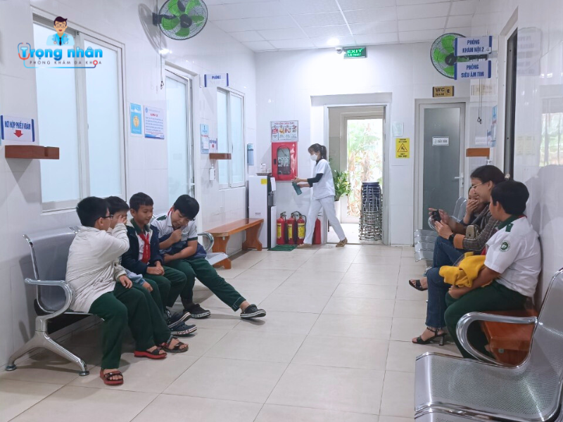 Khám sức khỏe học đường