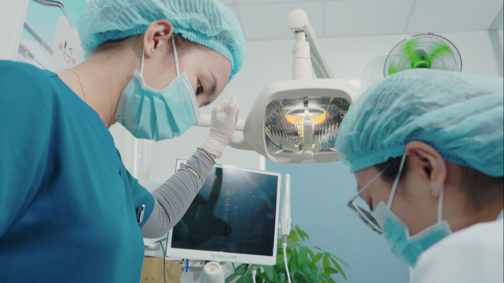 Lưu ý sau khi cạo vôi răng