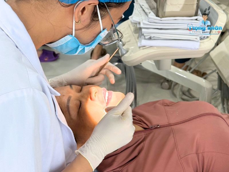 răng sứ thẩm mỹ