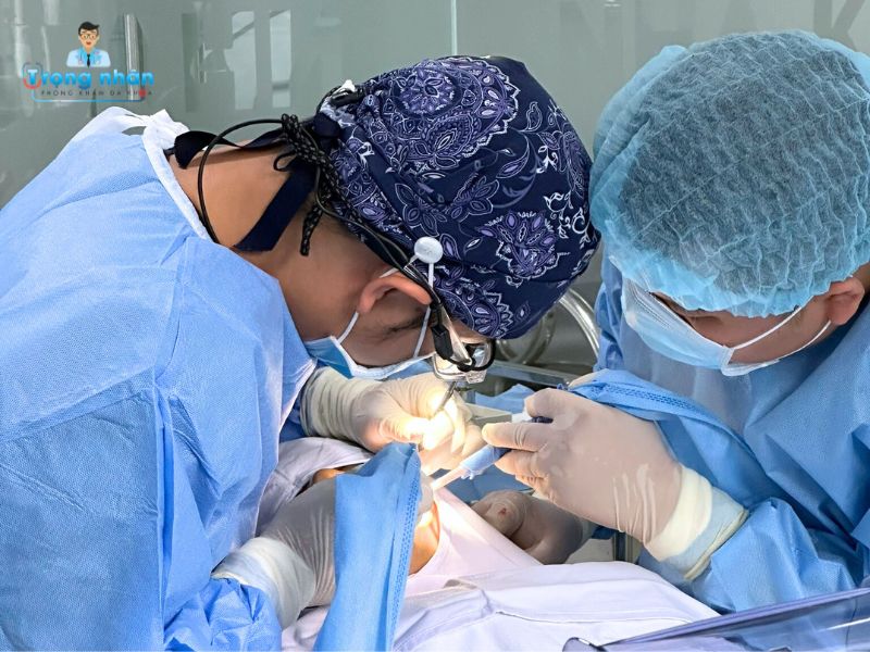 lưu ý sau khi cấy ghép implant