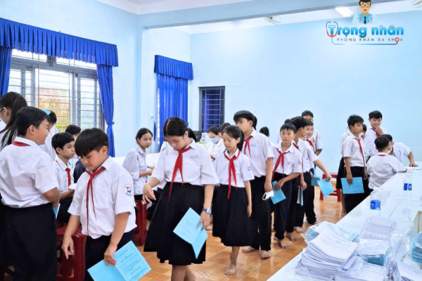 Khám sức khỏe học đường